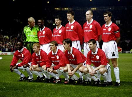 校摘得荣耀 校摘得荣耀